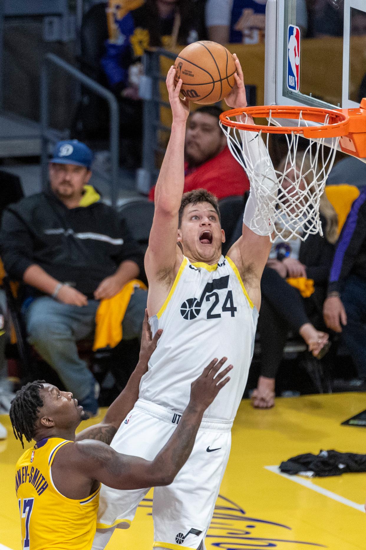 黑白直播nba-湖人客场不敌爵士，遭遇失利