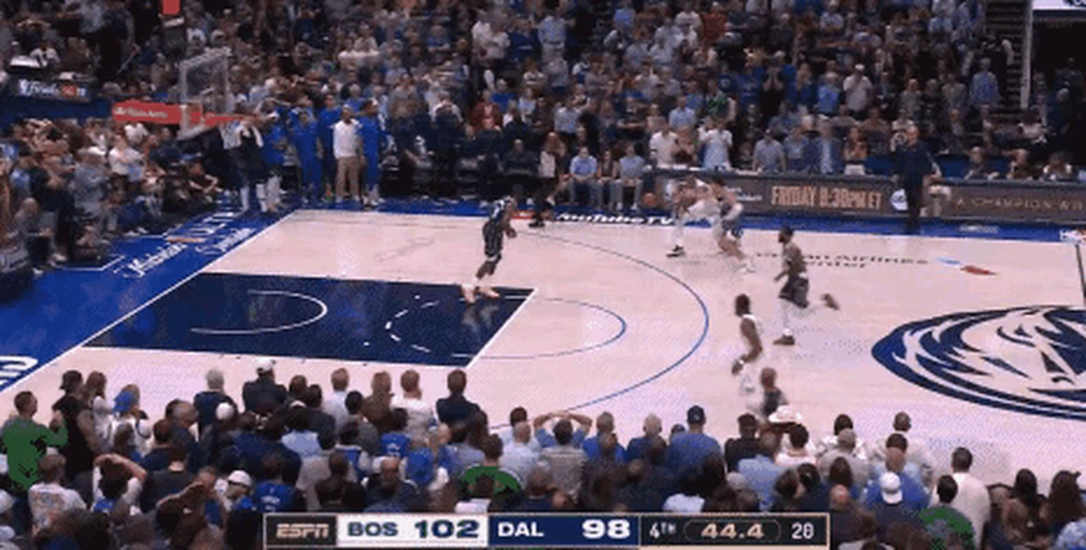 黑白直播在线观看nba-雄鹿队遭遇逆转，被篮网淘汰晋级的简单介绍