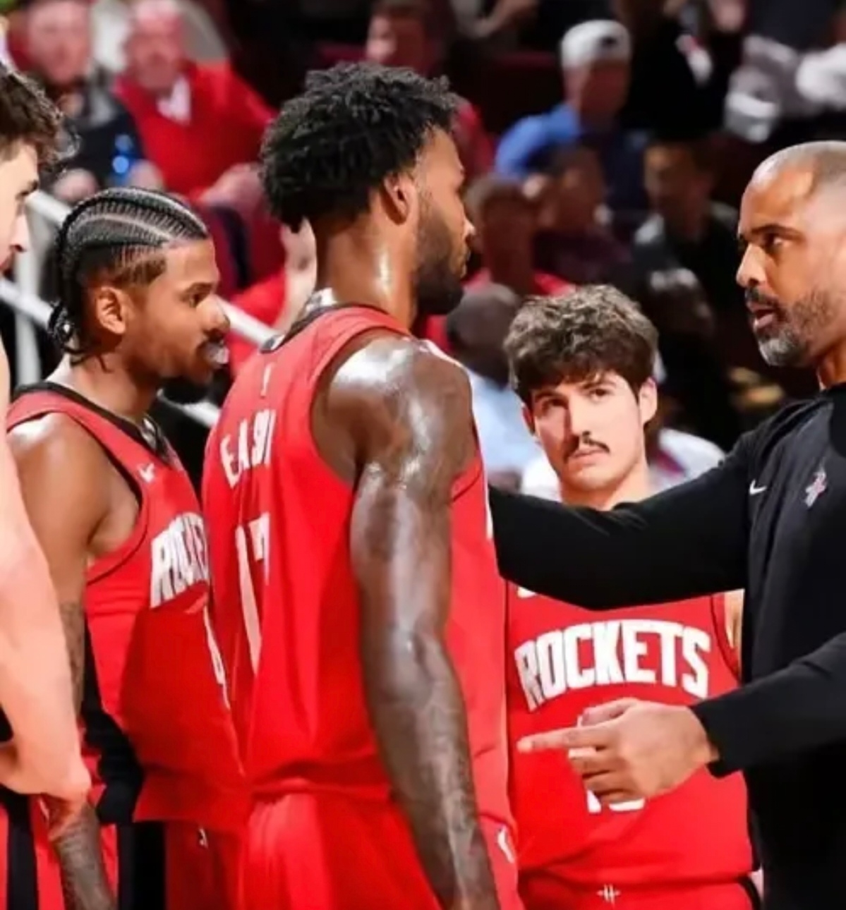 火箭险胜凯尔特人,取得两连胜 火箭险胜凯尔特人,取得两连胜