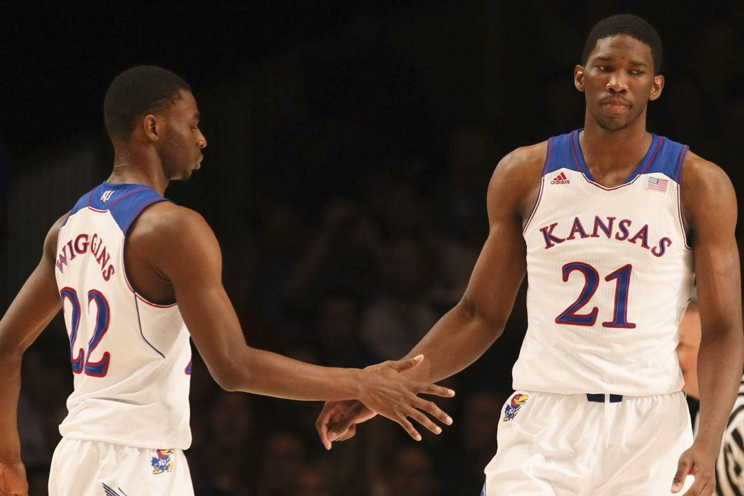 黑白直播免费体育直播-76人客场大胜篮网,恩比德32分领跑