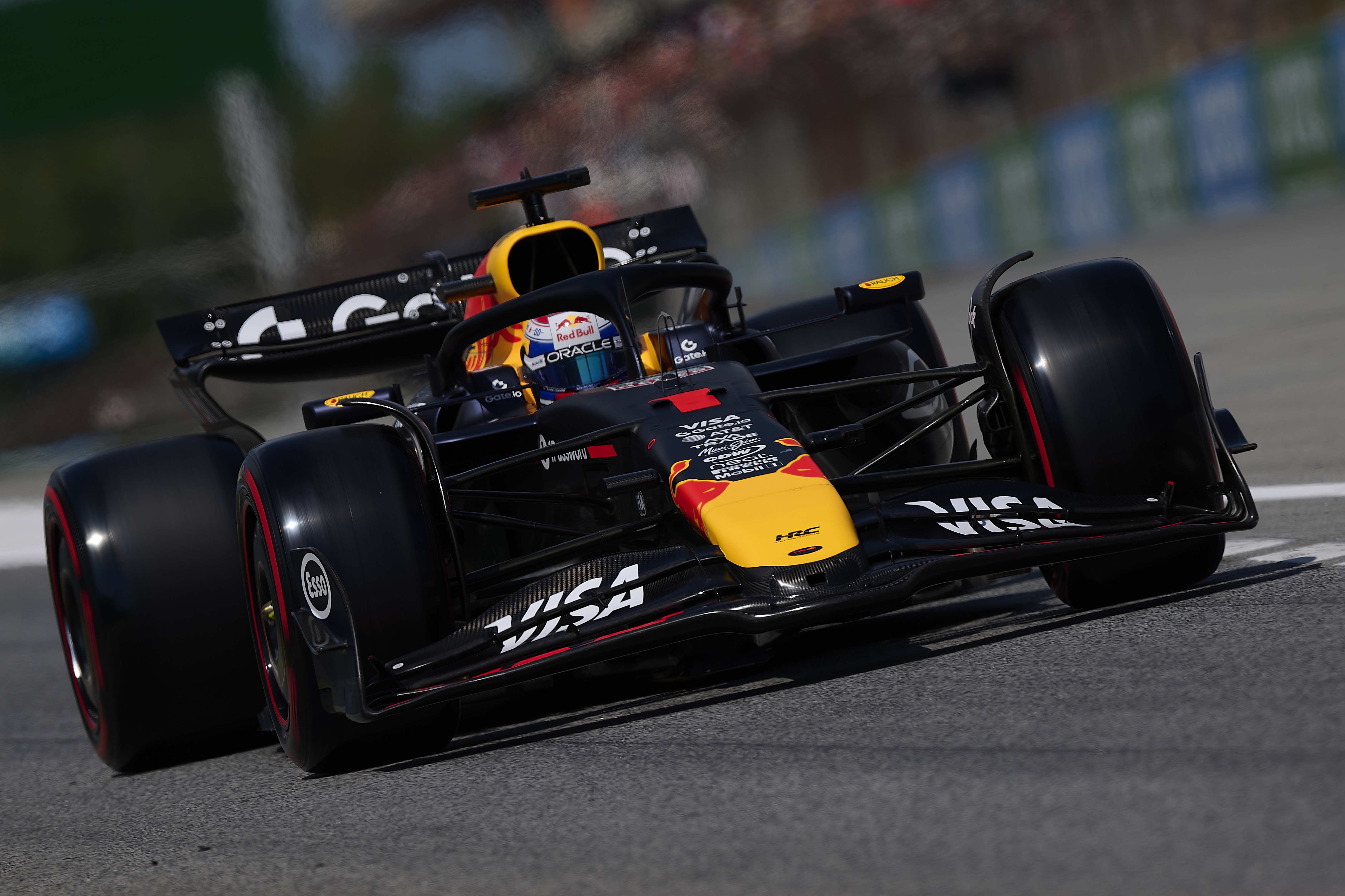 黑白直播体育-赛车选手发挥出色,荣膺最佳MVP的简单介绍