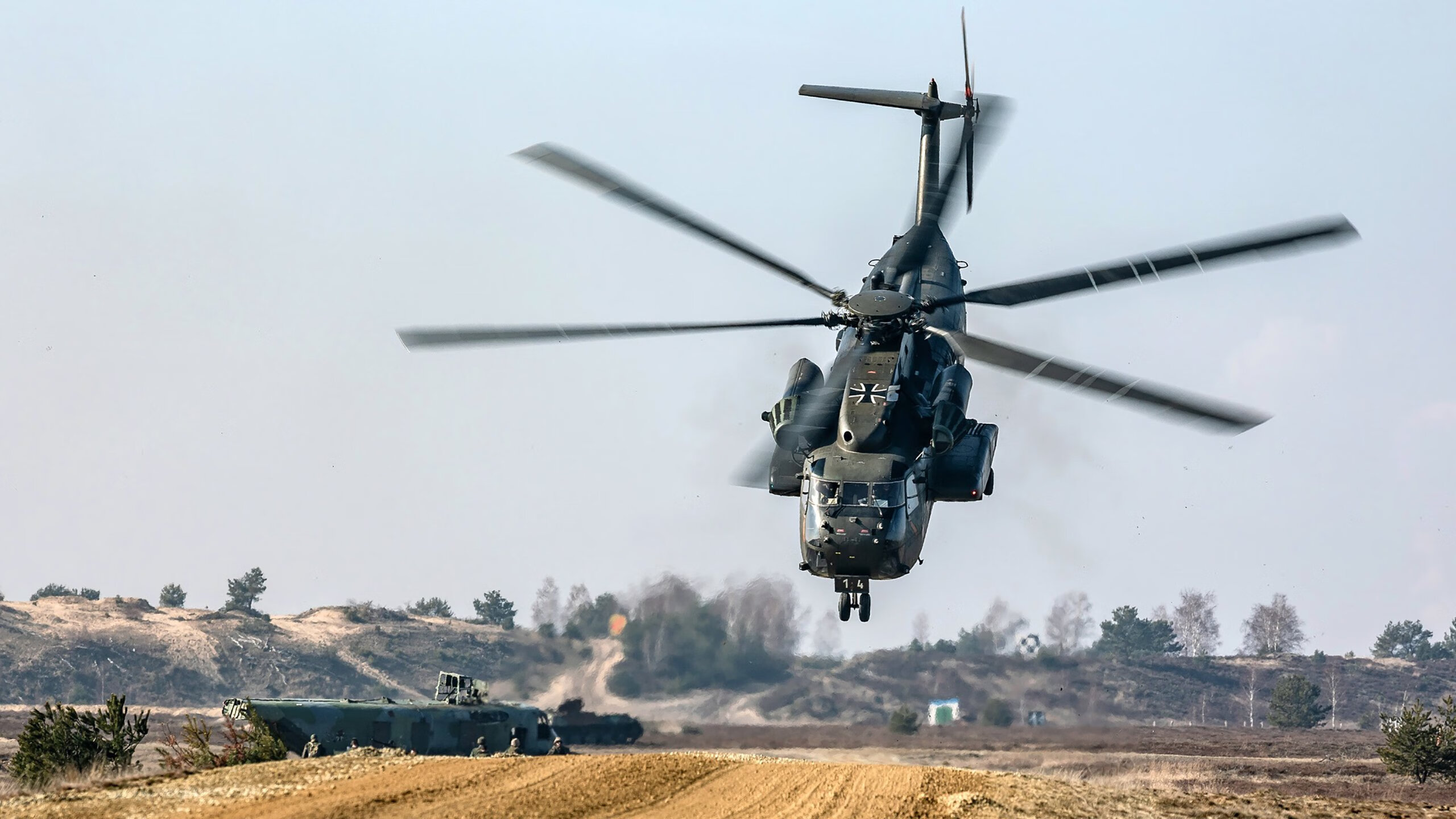 黑白直播在线观看-西甲国家德比之夜，戈麦斯关键节点连续得分改写历史