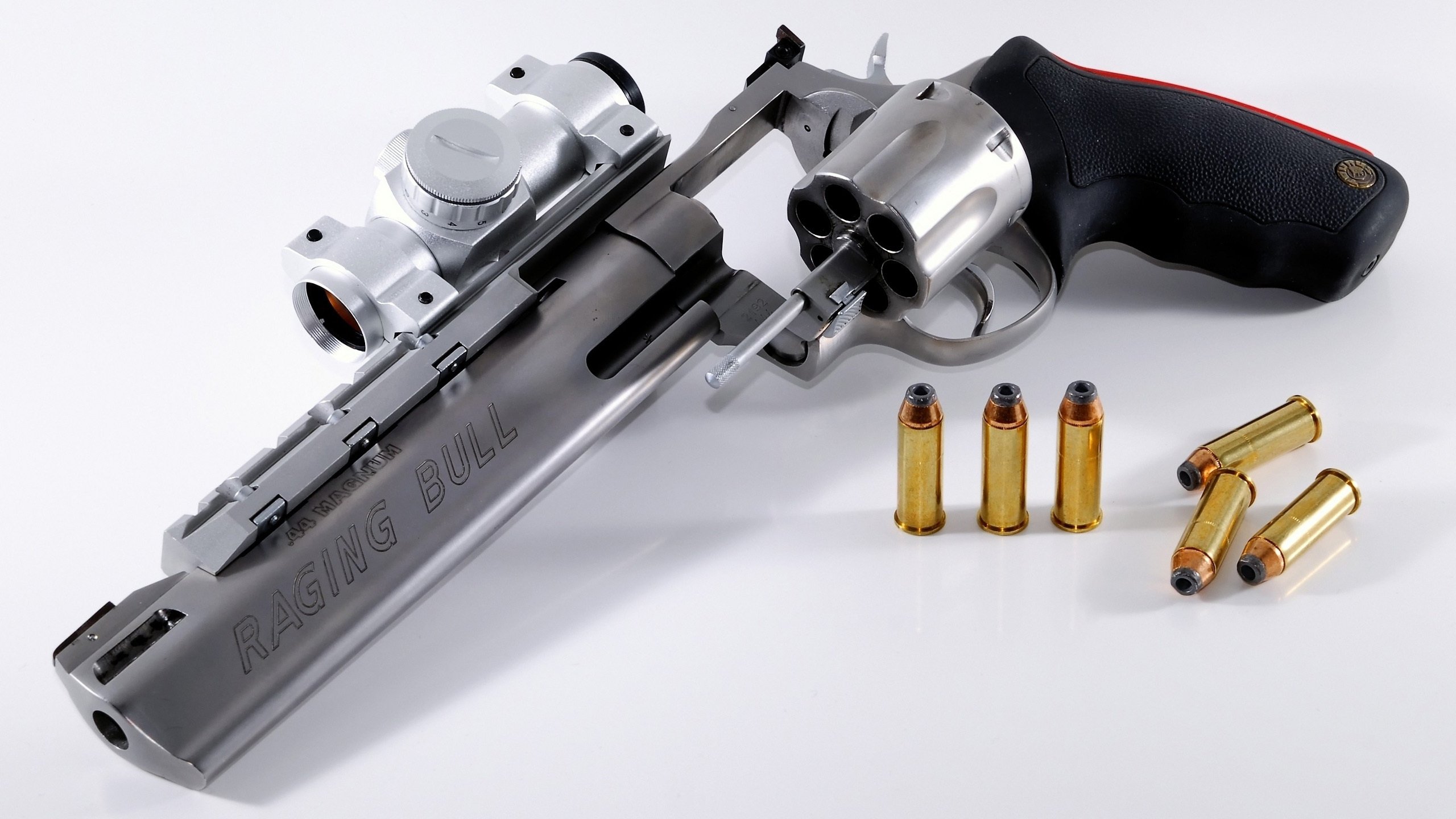 奥地利轻取英格兰,巴雷拉点燃赛场激情