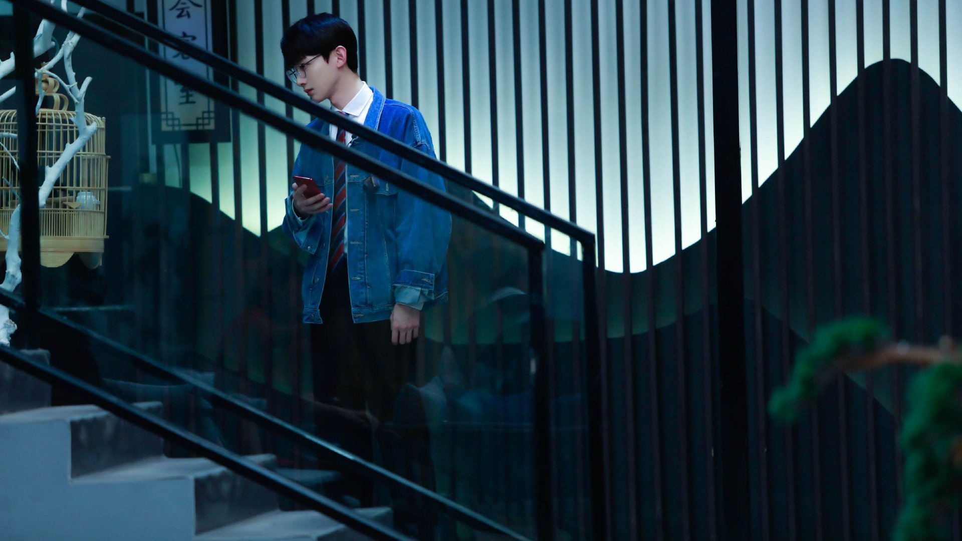 黑白直播在线观看nba-团队胜利与孤胆英雄，当快船遇上东契奇，季后赛在两种模式下切换轰鸣