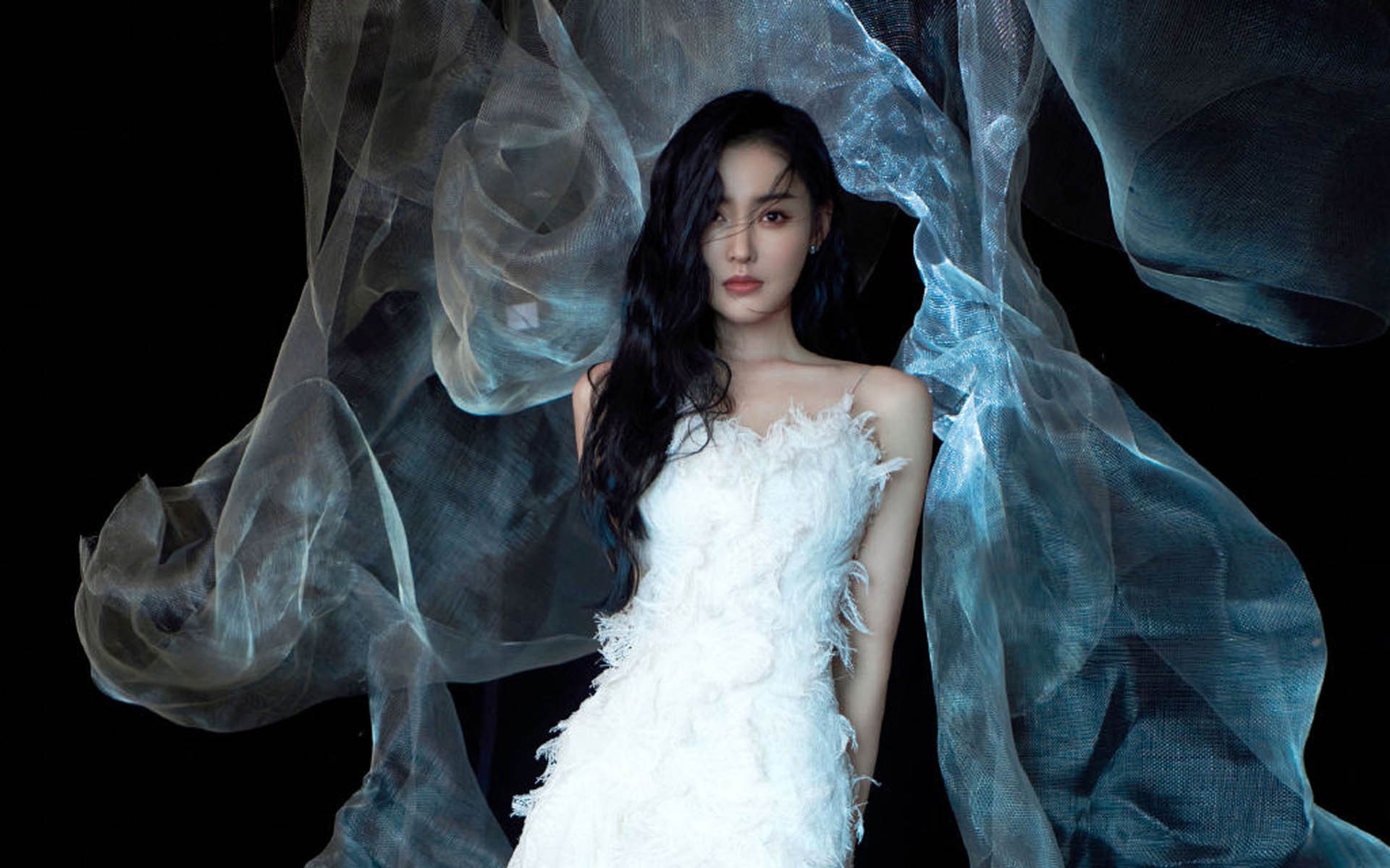 霍勒迪如巨舰破浪！山西终结勇士神话，客场之战见证新王崛起