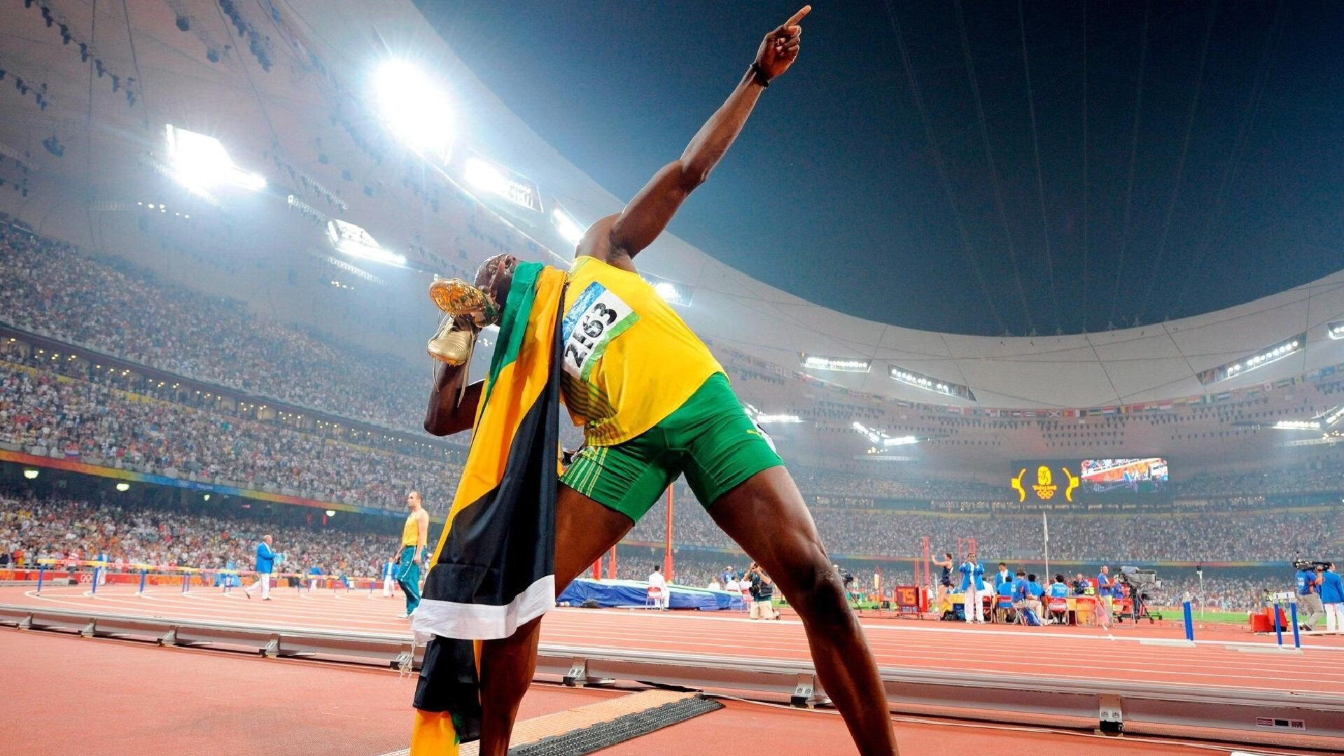 黑白直播-巨人陨落,伊萨克单骑破阵,挪威冰雪淹没罗马热土