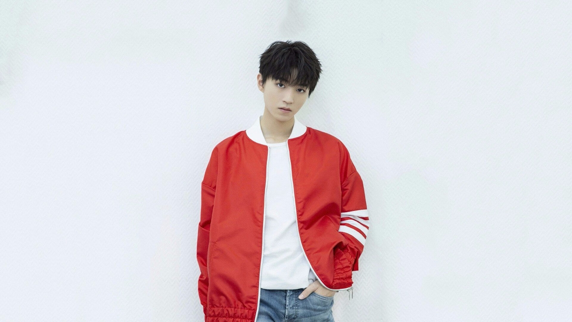 黑白直播-当雷霆撕裂夜空，从绝望到重生的布克启示录