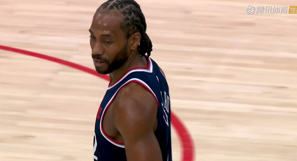 辽宁队对阵鹈鹕，伦纳德持续制造杀伤