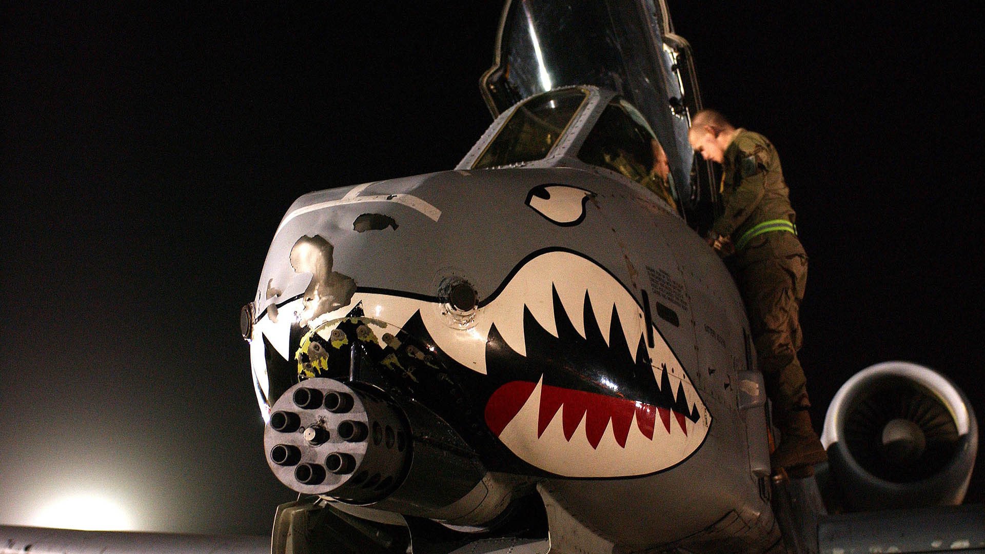 东决焦点战，里昂火力全开，压制墨西哥劲旅